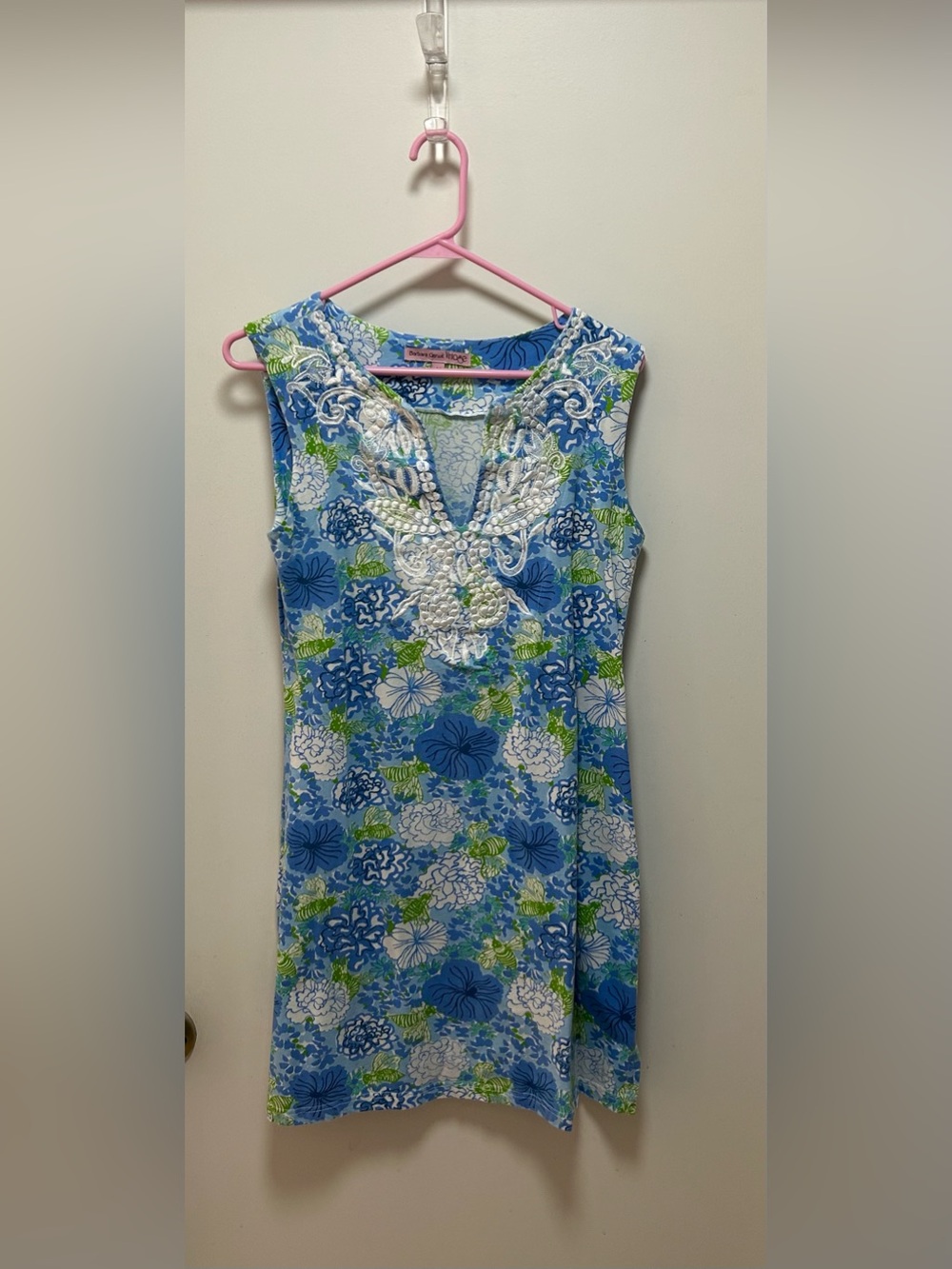 Barbara Gerwit Vintage V-Neck Embroidered Floral Sleeveless Top - Blue/Green “M”